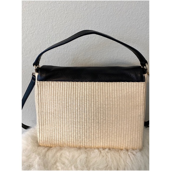 Kate Spade with removable shoulder purse - Picture 2 of 13